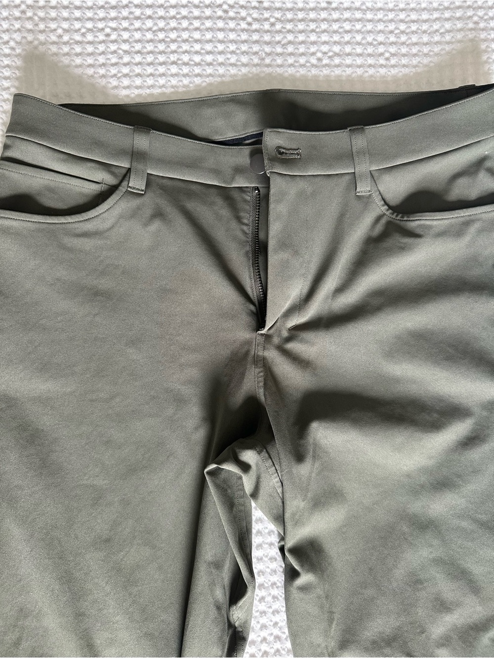 Lululemon ABC Classic-Fit 5 Pocket Pant 32
Warpstreme™